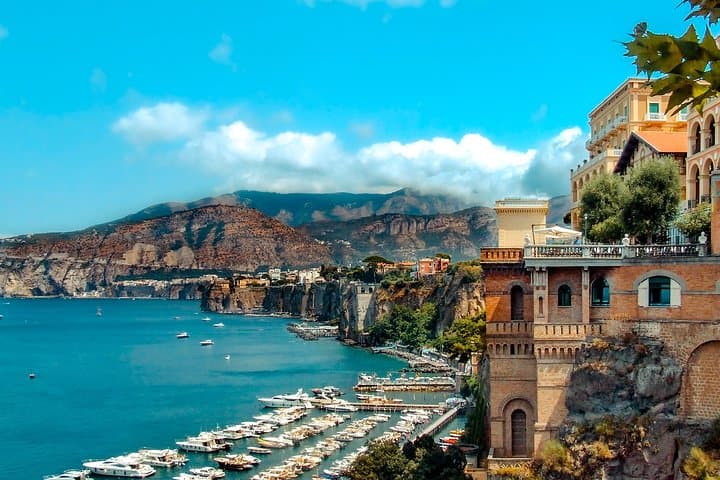 Private Transfer from Naples to Sorrento — photo 1 of 12