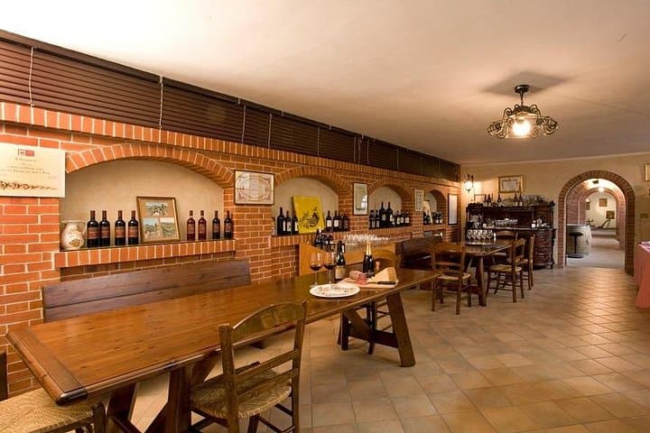 Barbaresco and Barolo Tasting at Cantina Francone — photo 1 of 10