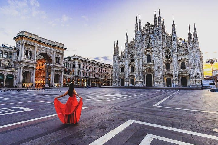 Private Milan Must See Tour with a Local Expert Guide — photo 1 of 10