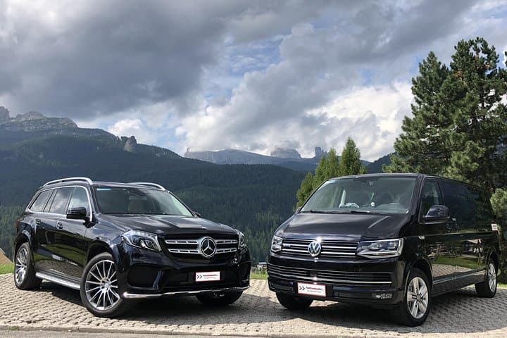 Transfer from Cortina d'Ampezzo to Venice Marco Polo airport or Mestre station — photo 1 of 16