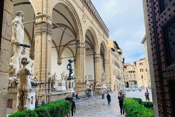 Walking Guided Tour of Florence landmarks — photo 1 of 16