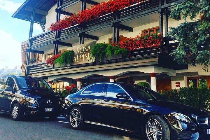 Transfer from Venice airport or Venice City to Cortina d'Ampezzo — photo 1 of 8