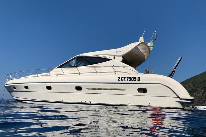 Yacht Charter with Captain in the Marina of Portofino — photo 1 of 9