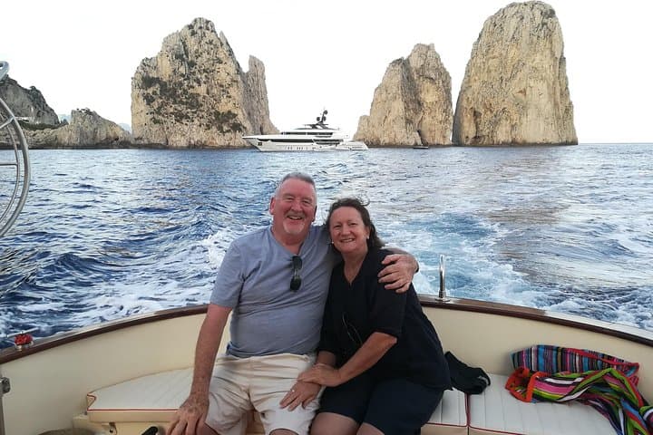 Shared trip with fishing and visit the beauty of Capri island — photo 1 of 21