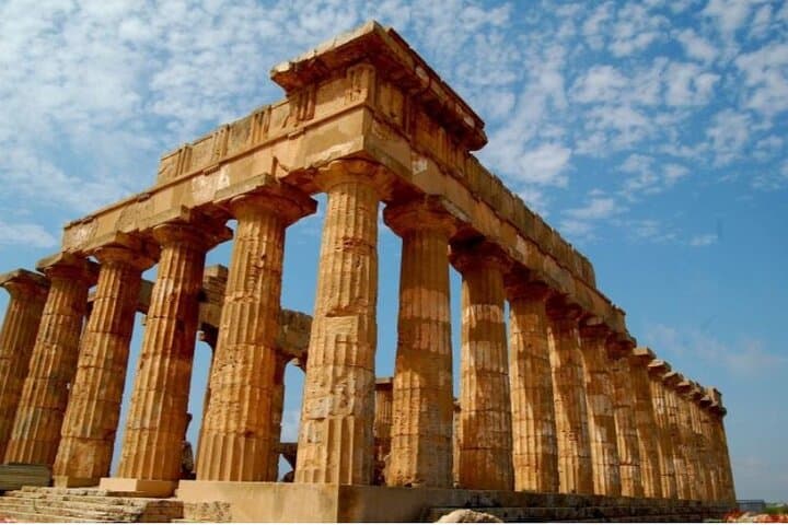 Agrigento and Piazza Armerina: Valley of the Temples and Villa Romana del Casale — photo 1 of 7