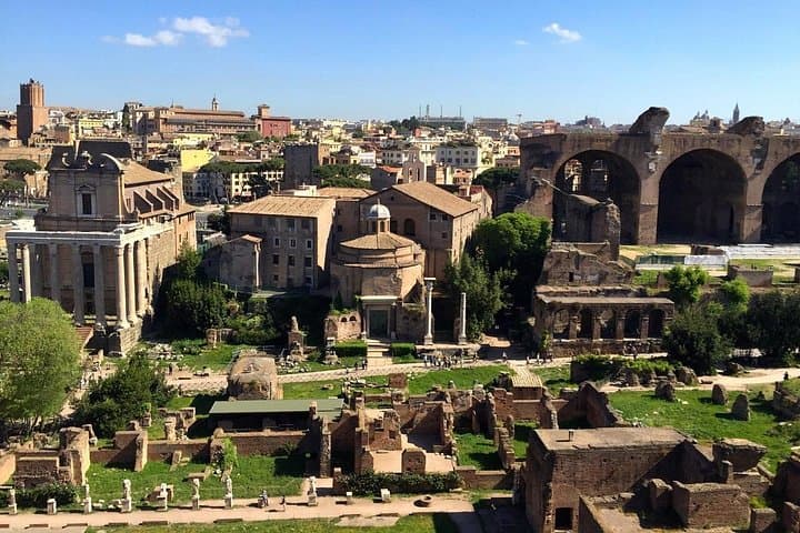 Colosseum Underground Tour with Gladiators Arena in a Group — photo 1 of 7