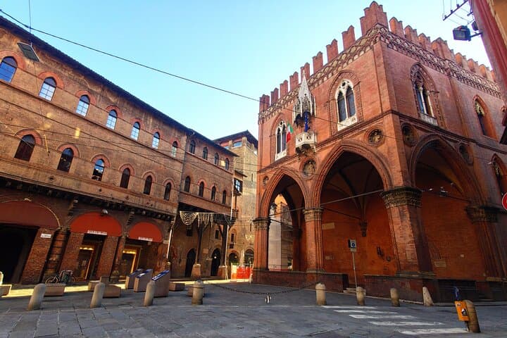 Bologna Murder Mystery: Self-Guided City Quest — photo 1 of 13