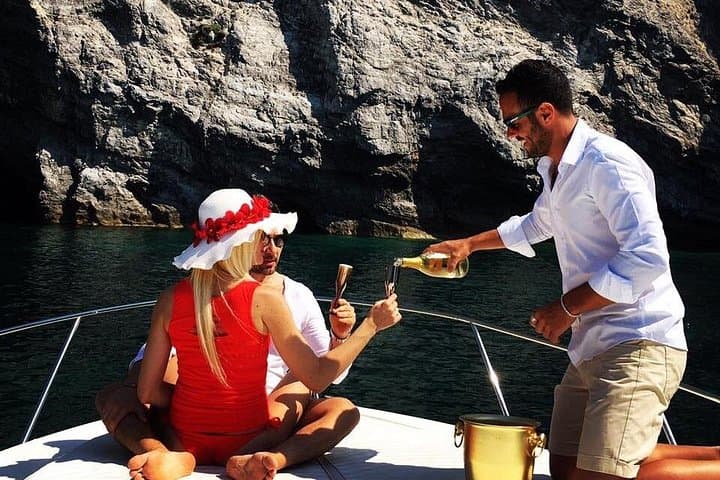 Private full day tour by boat along Positano and Amalfi — photo 1 of 11