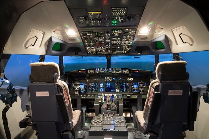 Flight Simulator HI SPEED for 30 Mins — photo 1 of 6