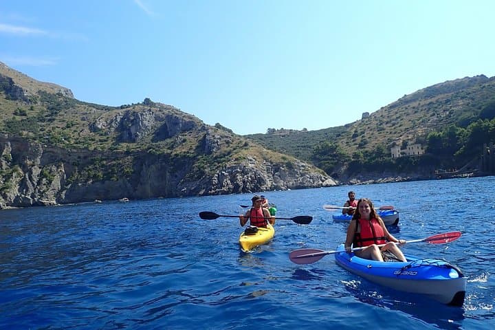 4-Hour Kayak Tour with the Sirens on the Ulysses Route — photo 1 of 8