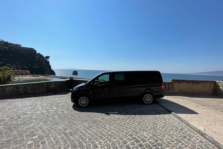 Private transfer Naples to Sorrento or Sorrento to Naples — photo 1 of 19