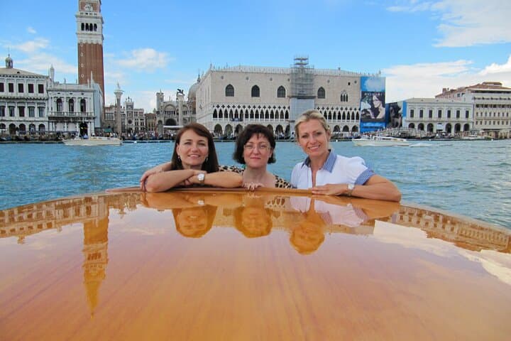 Private 4hrs Venice Tour: Doge's Palace, Grand Canal & St Mark's — photo 1 of 10