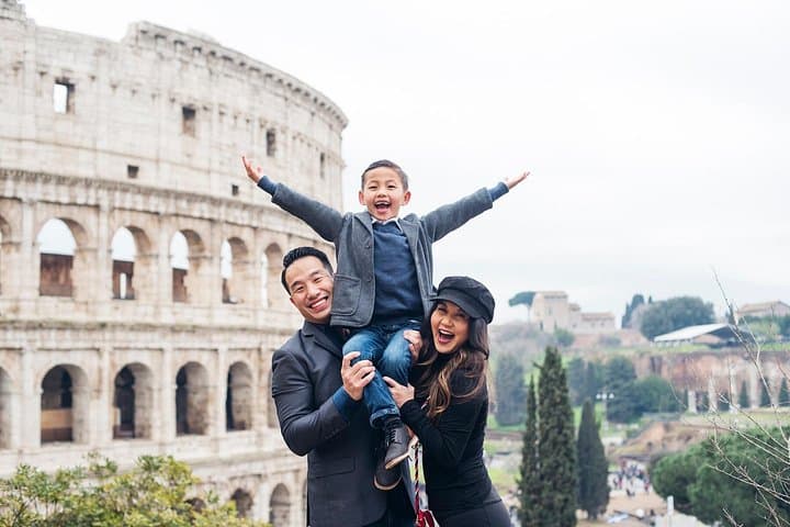 Private Vacation Photography Session with Local Photographer in Rome — photo 1 of 12