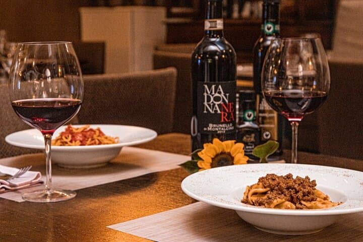 Half-Day Market Tour and Tuscan Cooking Experience in Florence — photo 1 of 7