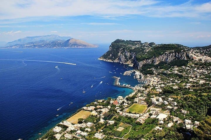 Sorrento Coast and Capri Boat Tour from Sorrento — photo 1 of 7