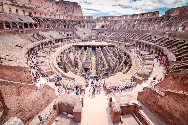 Ancient Rome Guided Tour: Colosseum, Forum and Palatine — photo 1 of 19