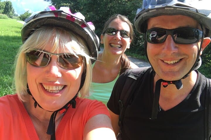 BELLAGIO E-Bike Tour + Villa Melzi + Lunch (Meet the locals) — photo 1 of 48