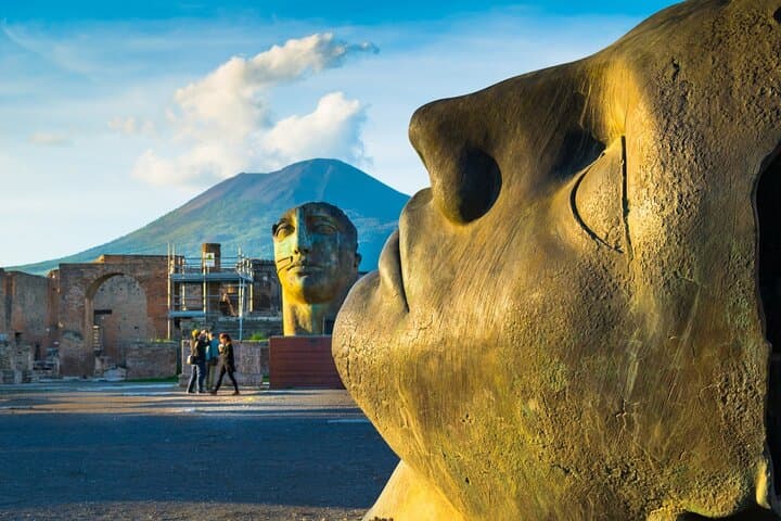 Private guided tour Of Pompei — photo 1 of 13