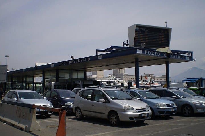 Transfers from the Beverello pier (Naples) to Fiumicino Aereoprto — photo 1 of 2