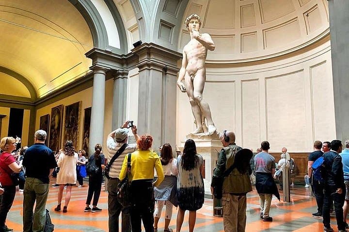Skip the line, Don't skip the David — photo 1 of 7