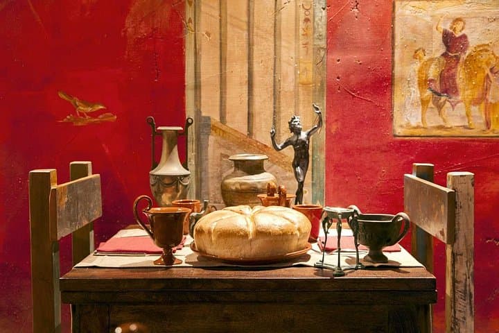 Private Food Tour in Ancient Pompeii — photo 1 of 11