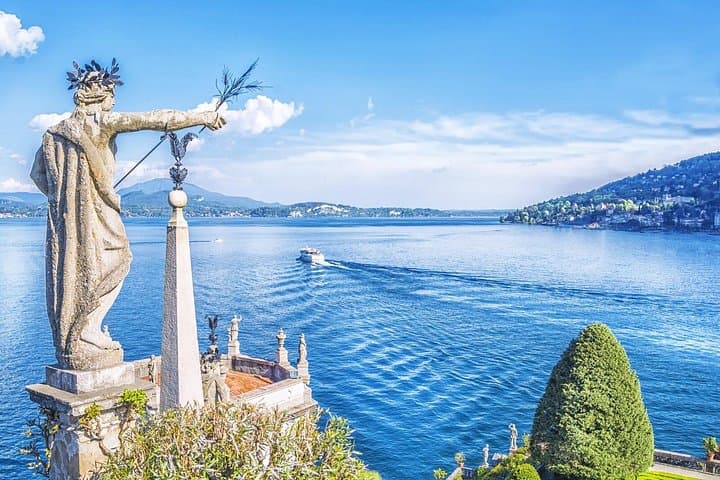 Private Full-Day Stresa and Borromean Islands Tour from Como — photo 1 of 10
