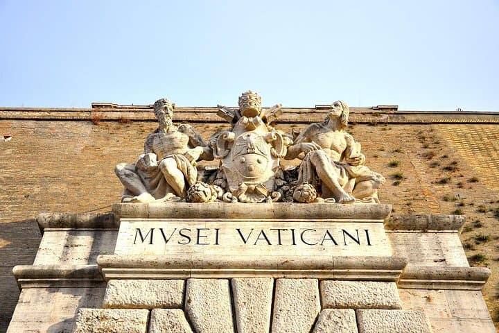 PRIVATE Vatican, Sistine Chapel & St. Peter's Basilica — photo 1 of 10