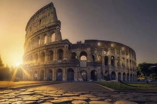 Private Transfer Fiumicino Airport and Rome Round Trip