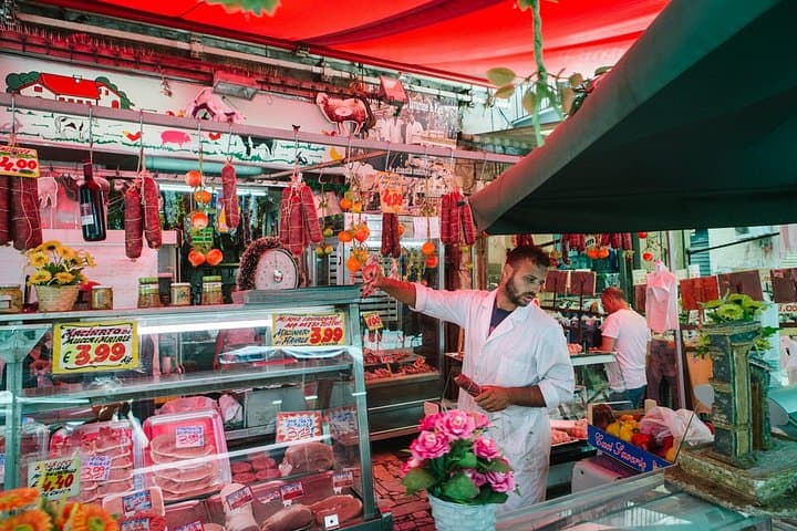 Culinary Secrets of Backstreet Naples with Culinary Backstreets — photo 1 of 7