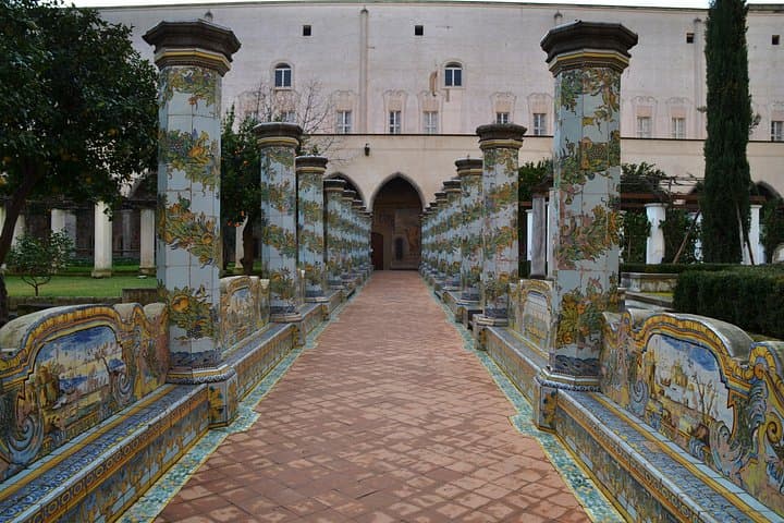 Guide tour in Naples downtown with an art expert — photo 1 of 16