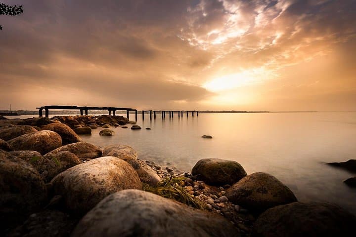 Photo session on Lake Garda at sunset — photo 1 of 6