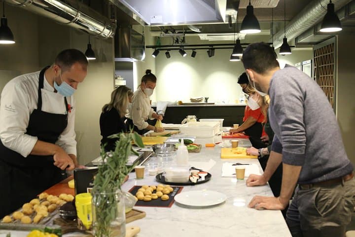 Cooking Course on Fresh Pasta for Aspiring Chefs in Milan — photo 1 of 6