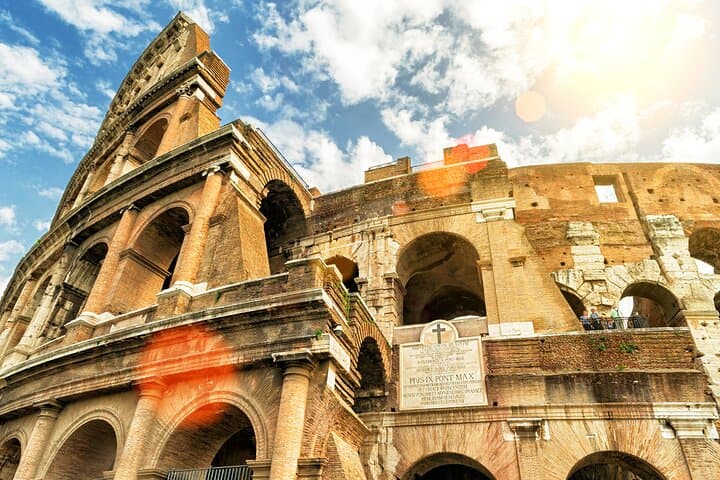 Colosseum, Roman Forum and Palatine Hill Private Tour — photo 1 of 11