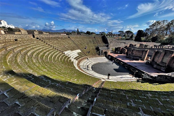 Pompeii Guided tour from Amalfi coast — photo 1 of 8