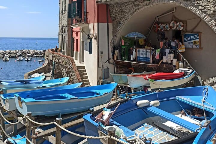 Private transfer from Florence to the Cinque Terre — photo 1 of 22