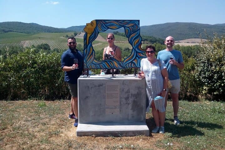 1-Hour Experience with Brunello. Visit to the Vineyard and Cellar — photo 1 of 7