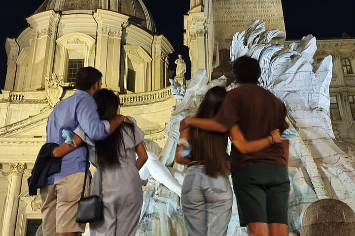 Rome by Night Walking Tour with Local Guide & Must-see Sites All Lit-up — photo 1 of 9