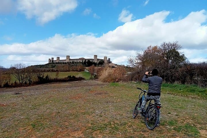 E-Bike rental in Tuscany — photo 1 of 10