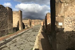 Pompeii - Private Tour (skip-the-line admission included)