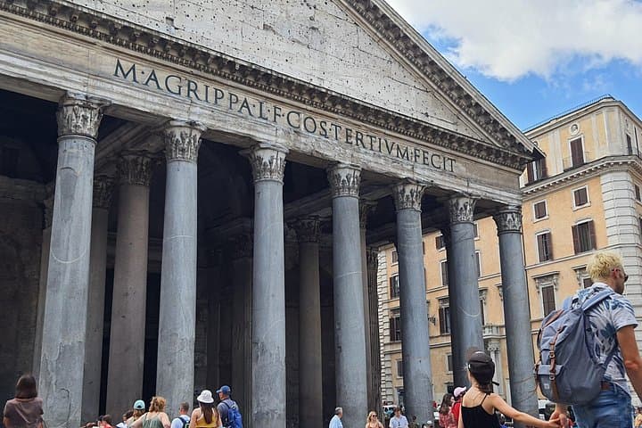 Colosseum, Forum and Emperor's Palace Private Guided Tour — photo 1 of 10