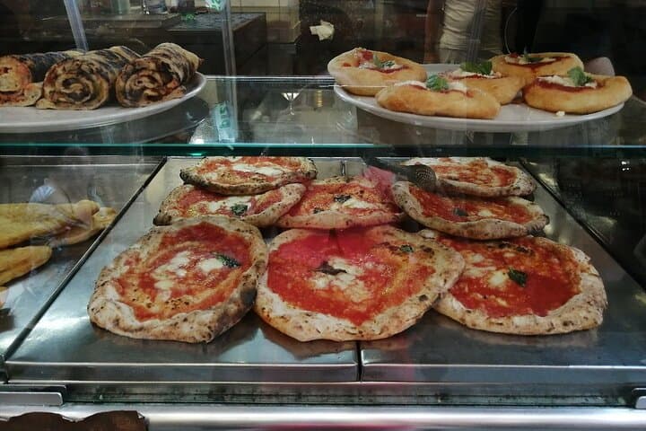 Naples Urban Culture Tour: Street Art, Wine and Culinary Tasting — photo 1 of 10