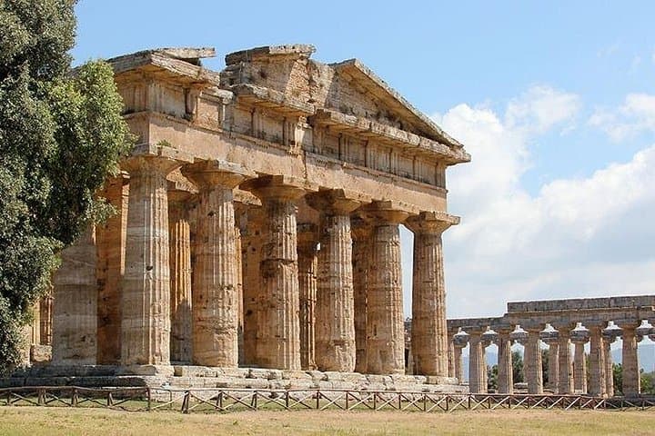 Paestum Temples and Museum Skip the Line Private Guided Tour with a Local Guide — photo 1 of 6