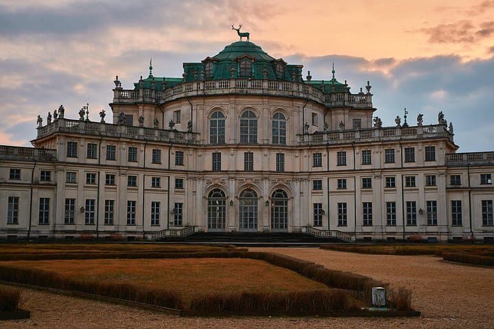 Turin: Stupinigi Palace guided tour — photo 1 of 4