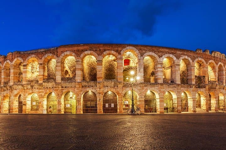 Verona Scavenger Hunt and Highlights Self Guided Tour — photo 1 of 7