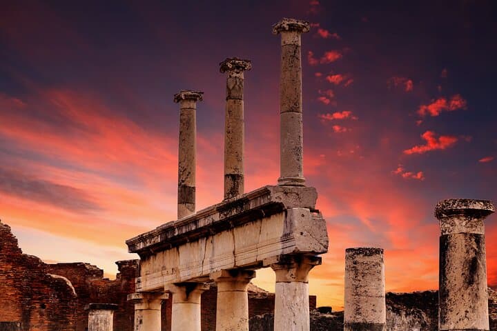 Pompeii’s Secret Tales Self-Guided Walking Tour — photo 1 of 9