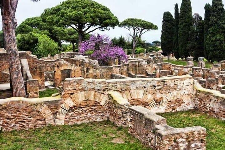 From Rome to Ostia Antica — photo 1 of 7