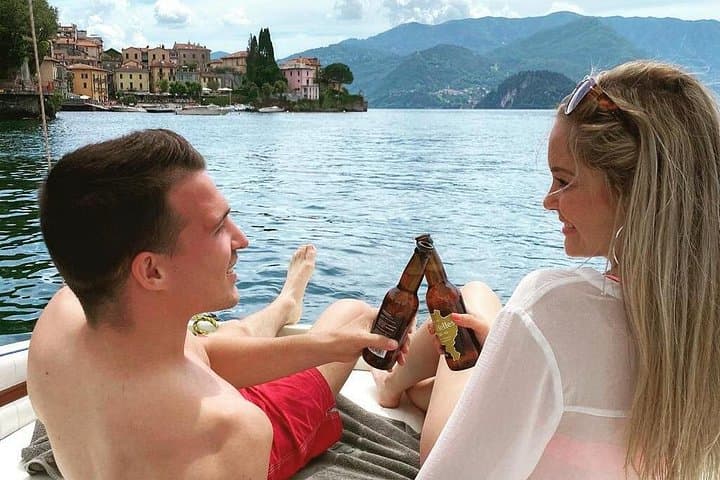 1 Hour Private and Guided Cruise to Lake Como Mostes motorboat — photo 1 of 8
