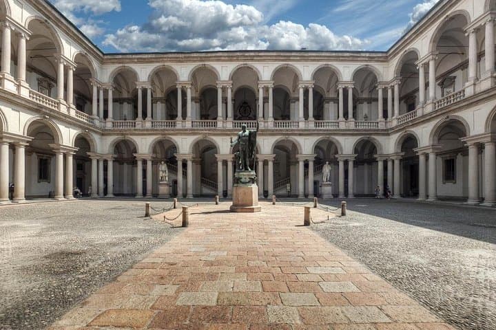 Private Walking Tour Brera Neighborhood and Brera Gallery — photo 1 of 8
