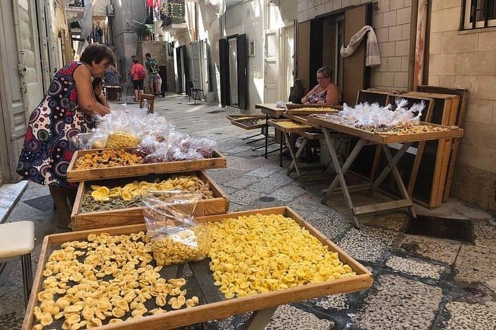 Bari Street food with Wine & food Taster — photo 1 of 9
