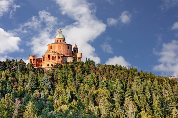 10 hours Tour to Parma and Bologna from Milan — photo 1 of 10